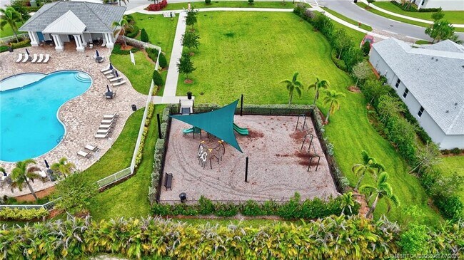 Building Photo - 10214 SW Captiva Dr