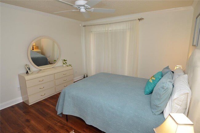 Building Photo - 10263 Gandy Blvd N