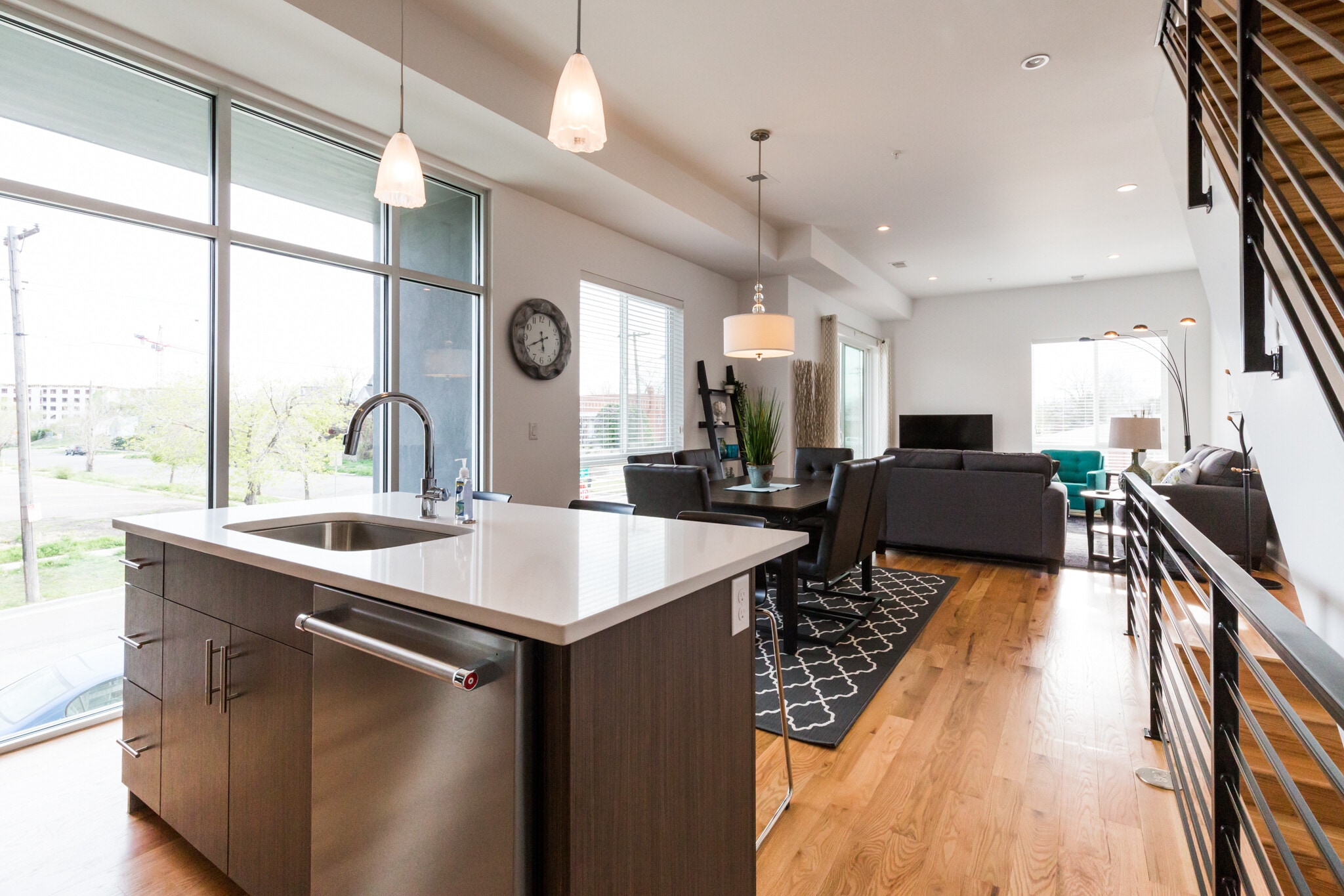 Building Photo - 3081 W 16th Ave