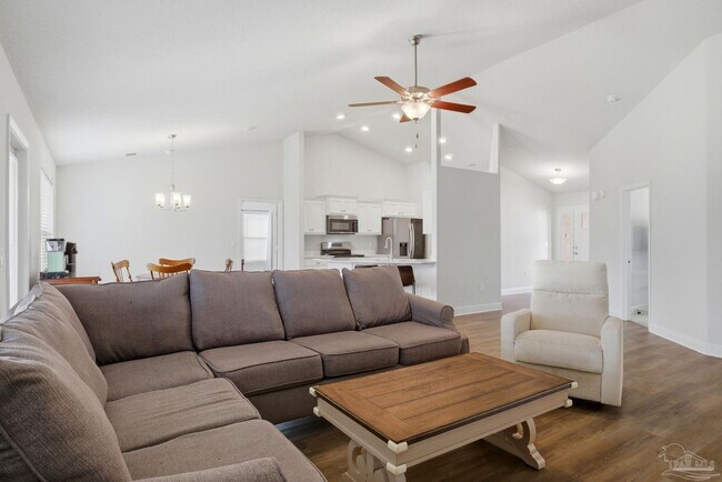 Building Photo - 6499 Benelli Dr