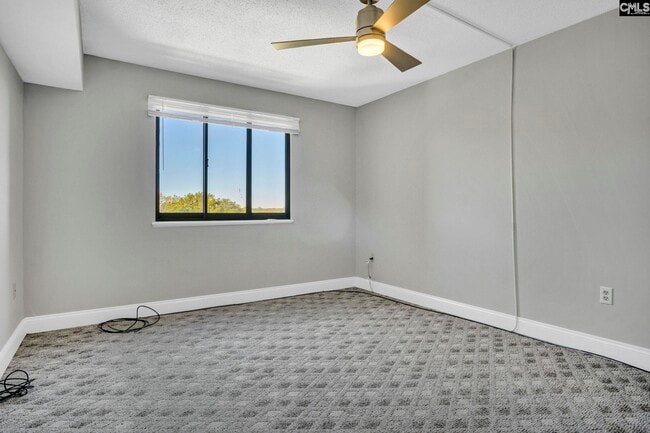 Building Photo - 1825 St Julian Pl