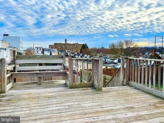 Building Photo - 173 Fountain St