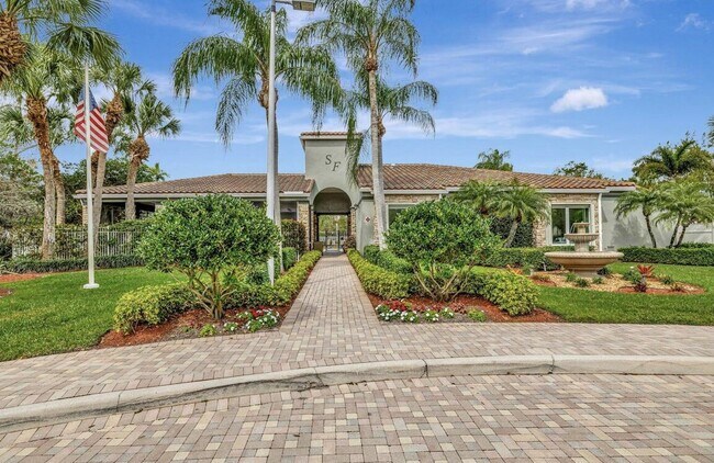 Building Photo - 7553 Greenville Cir