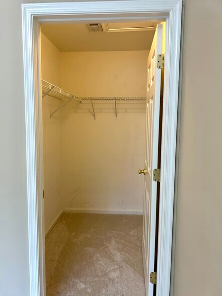 Building Photo - 603 Trout Run Ct