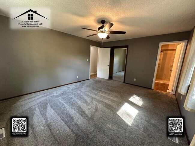 Building Photo - 402 Douglas Blvd