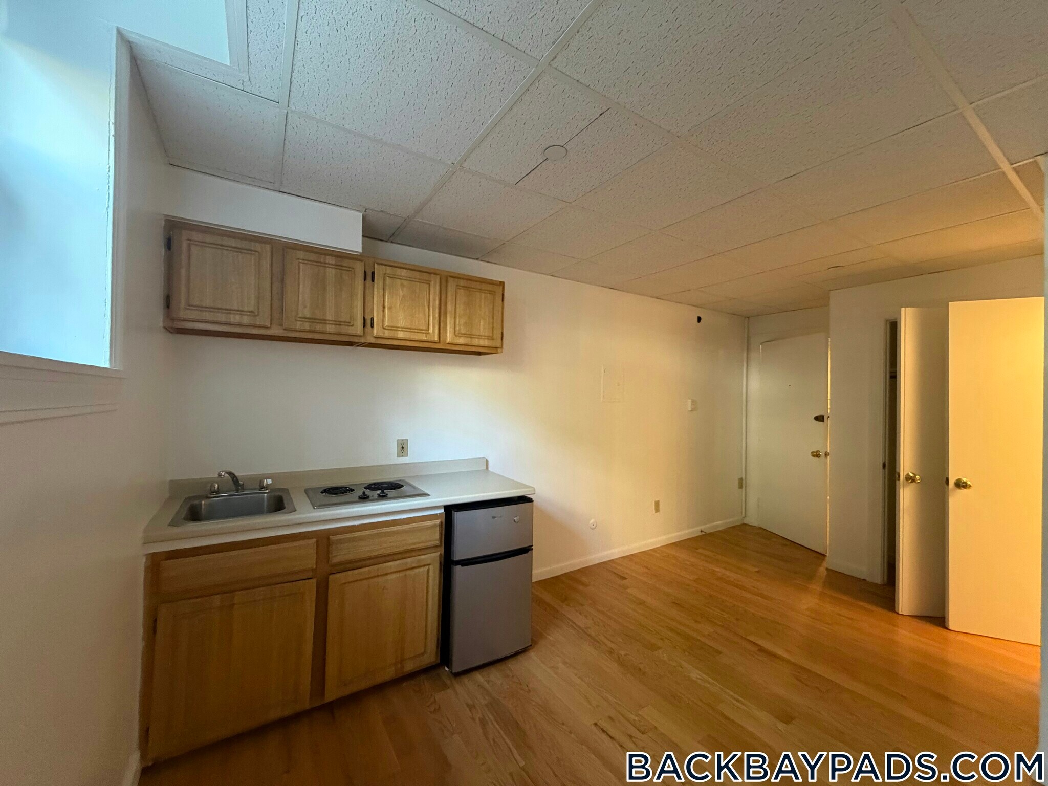 Building Photo - 405 Beacon St