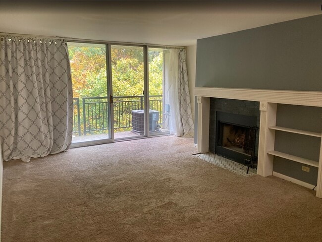 Building Photo - 1811 Four Lakes Ave