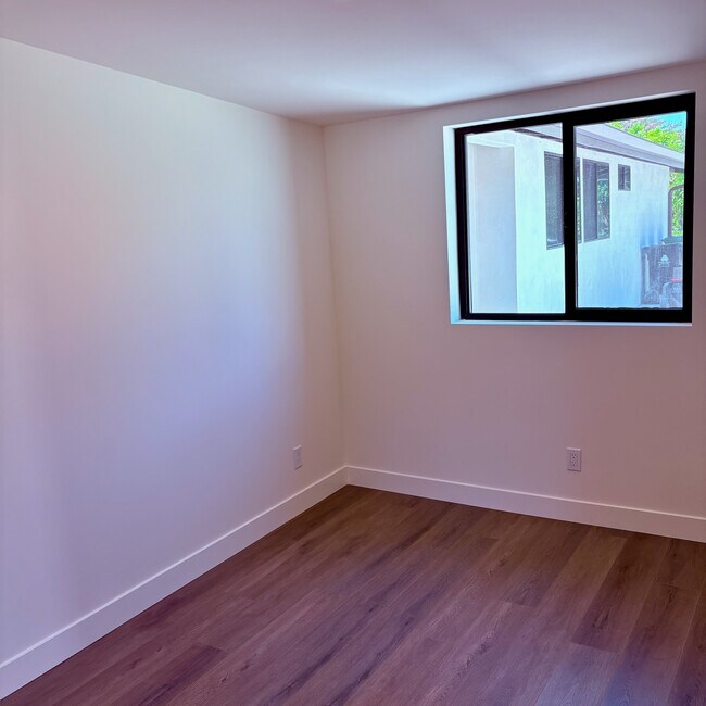 Building Photo - 8840 Quakertown Ave