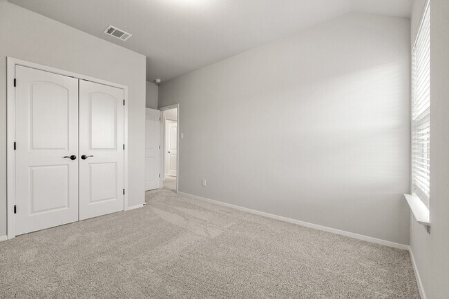 Building Photo - 353 Spiny Lizard Ln