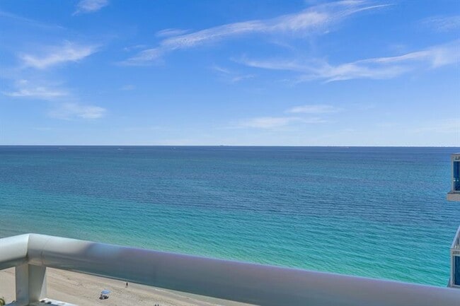 Building Photo - 3430 Galt Ocean Dr