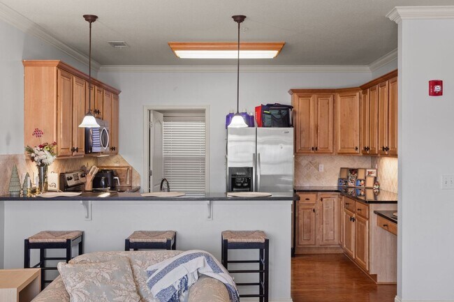 Building Photo - Plainsview Condo | 2 Bed 2 Bath