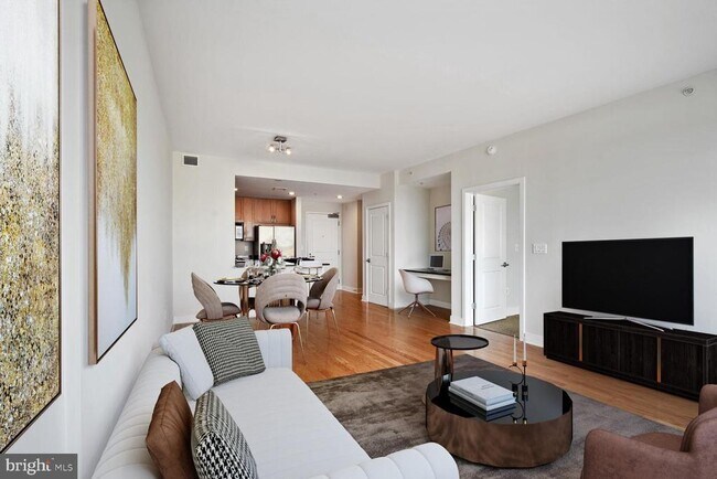 Building Photo - 4101 Albemarle St NW