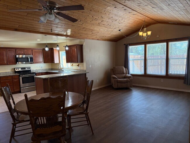 Building Photo - Charming Barndominium Rental with Scenic F...