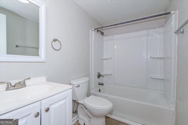 Building Photo - 1232 12th St