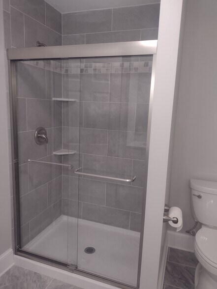 Building Photo - 511 Orchard Ave