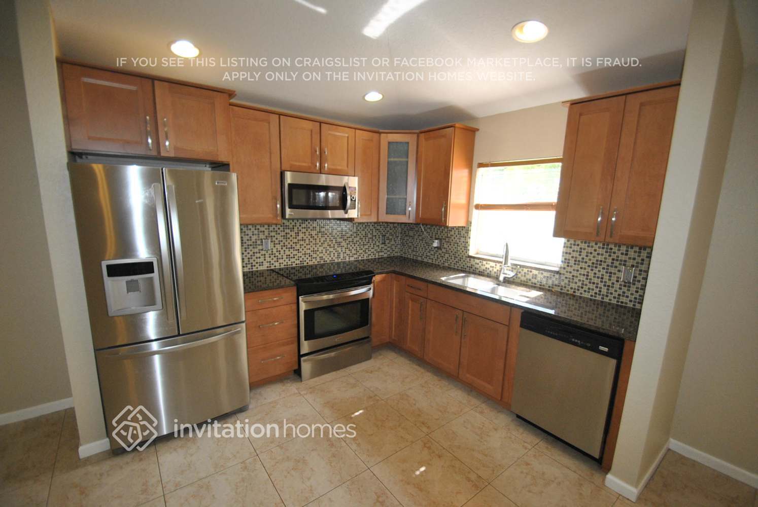 Building Photo - 5940 Azalea Cir
