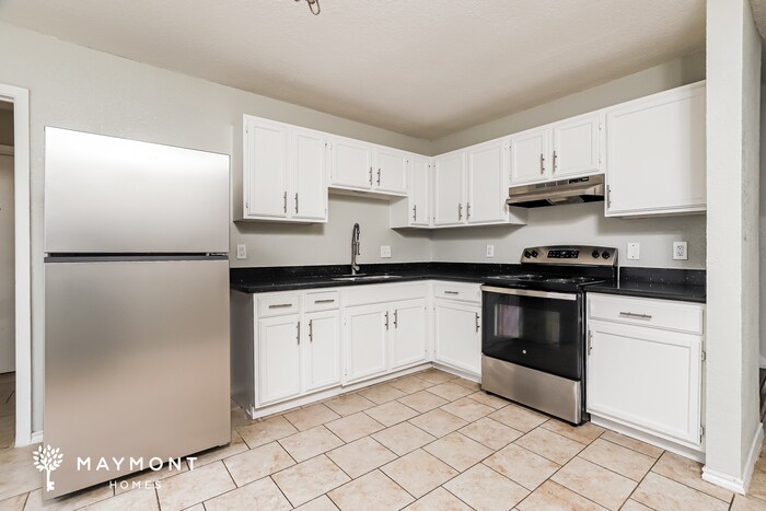 Building Photo - 10023 Amber Field Dr