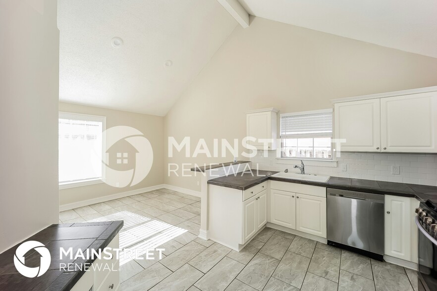 Building Photo - 125 Gleneagles Way