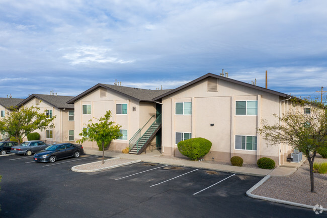 Alta Tierra - 1500 E Madrid Ave Las Cruces NM 88001 | Apartment Finder