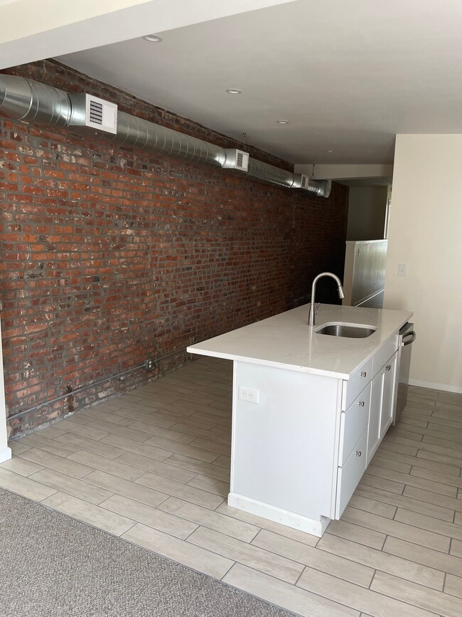 Kitchen - 4512 Liberty Ave