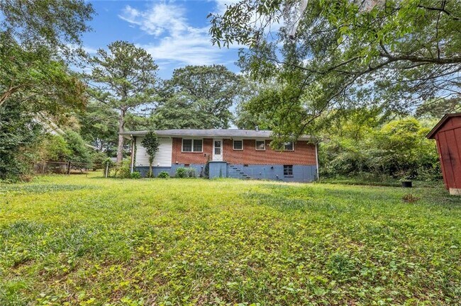 Building Photo - 2726 Hollywood Dr