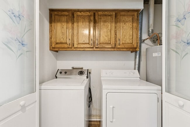 Building Photo - 110 Lee St