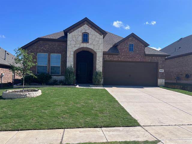 Primary Photo - 2909 Llano Dr