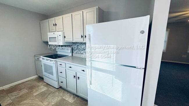 Building Photo - Charming Single-Family Home in Lee’s Summit - Final Days of Our January Move-In Special