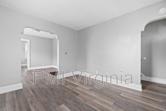 Building Photo - 1623 Deep Creek Blvd