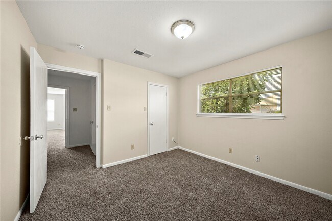 Building Photo - 10718 Nobility Dr