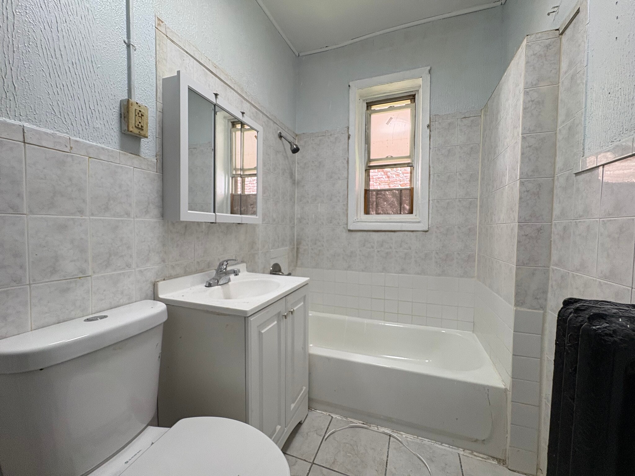 148 Virginia Ave 3 - 159 Virginia Ave