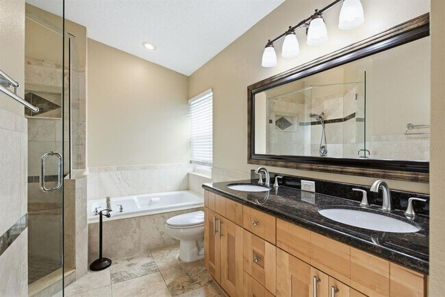 Building Photo - 349 Fountainview Cir