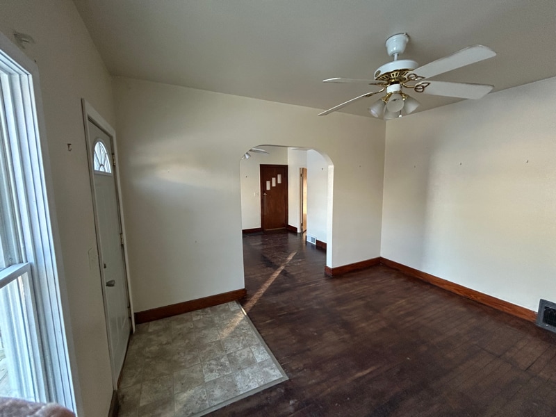 Building Photo - 1897 E Newberry St