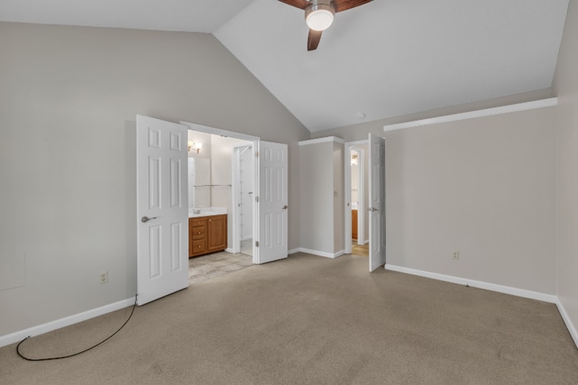 Building Photo - 106 London Plain Ct