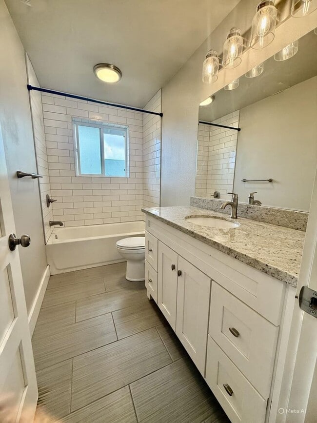 Building Photo - 3 Bedroom 1.5 Bath for rent in Waimea