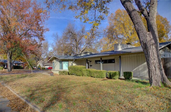 Building Photo - Beautiful Ranch-Style Rental in Marion Gar...