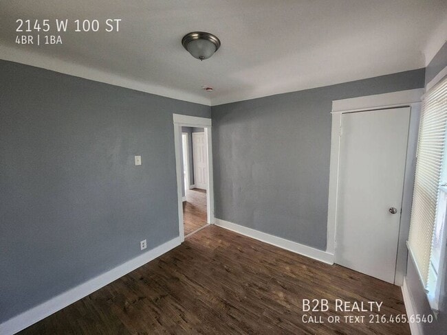Building Photo - 2145 W 100th St