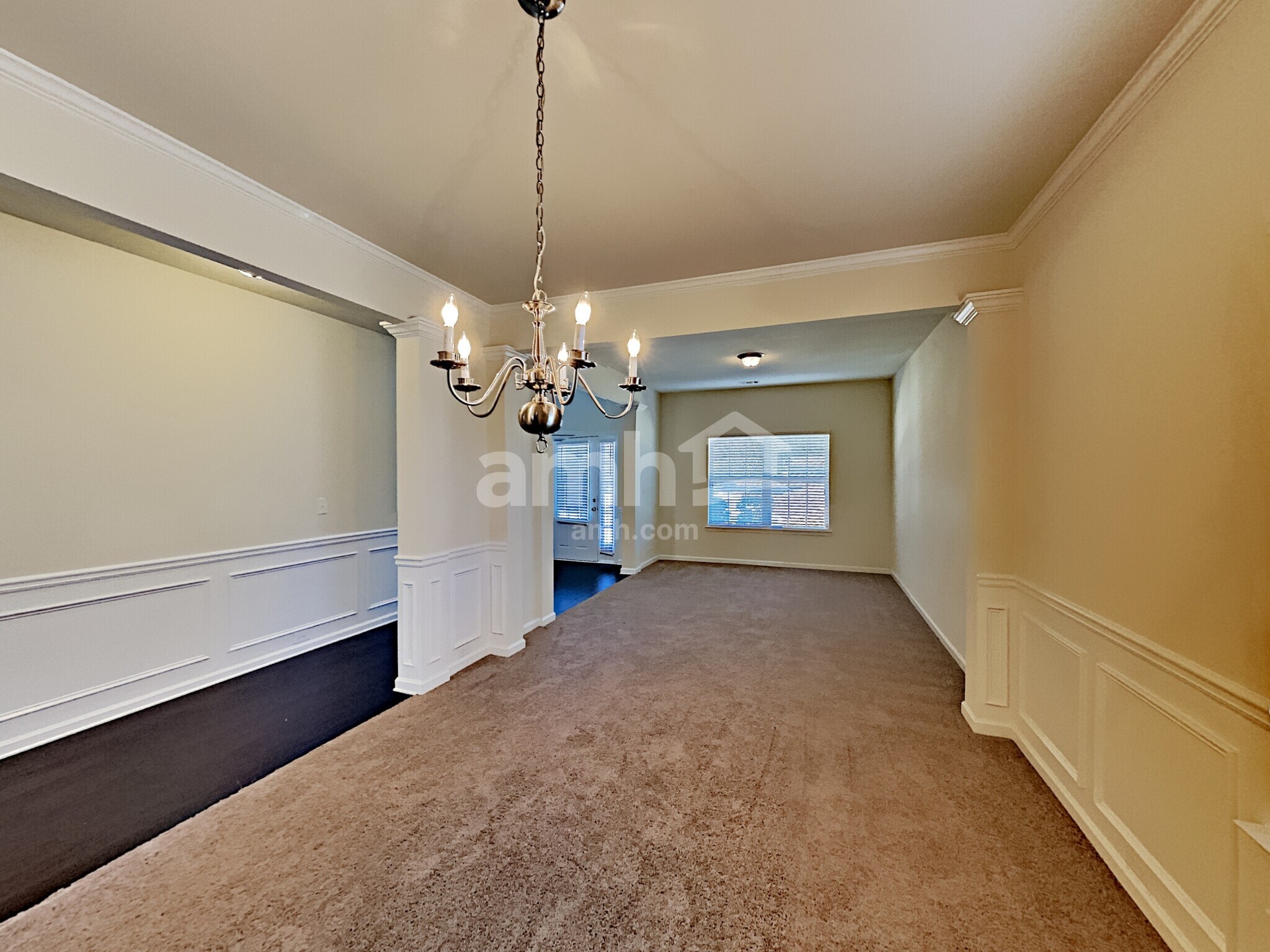 Building Photo - 185 Rosemoore Dr