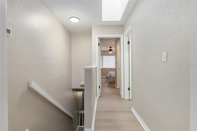 Building Photo - 6128 SW 8th Pl