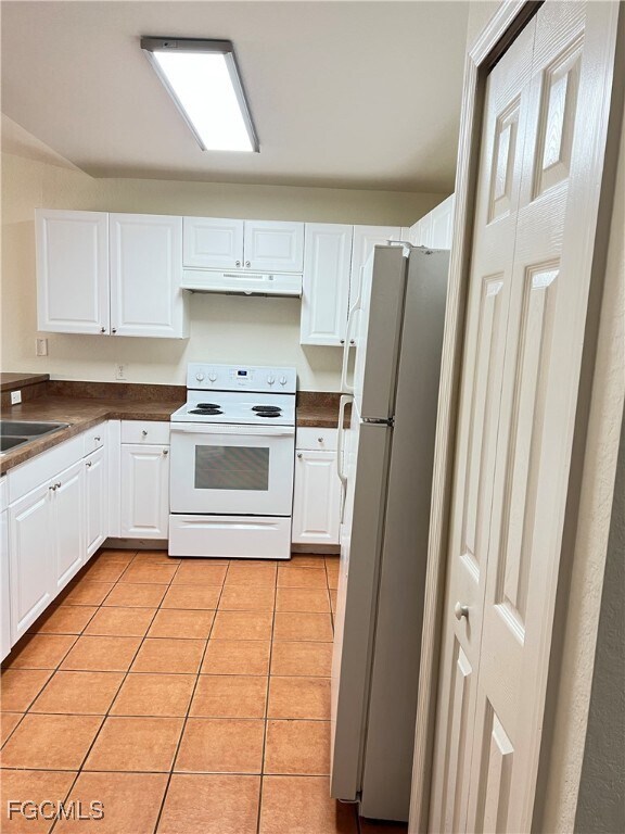 Building Photo - 2417 Quentin Ave S