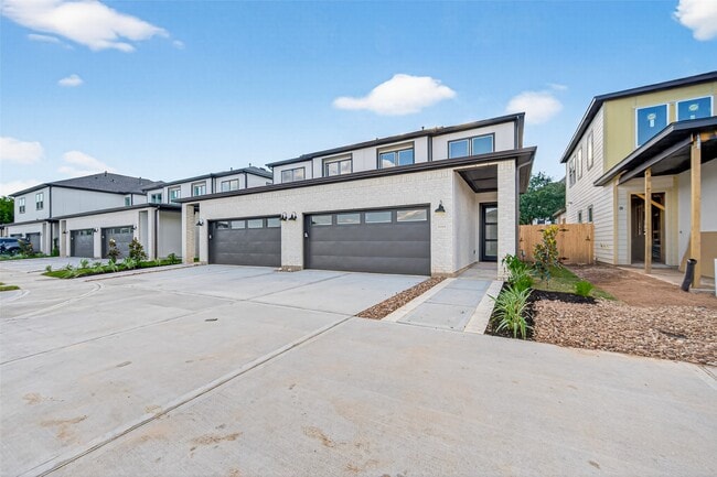 Building Photo - 4330 Avron Dr
