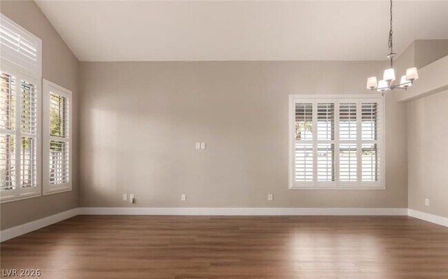 Building Photo - 264 Pointe Ranier Ave