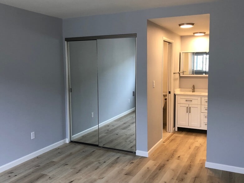 Building Photo - 1220 Amethyst St