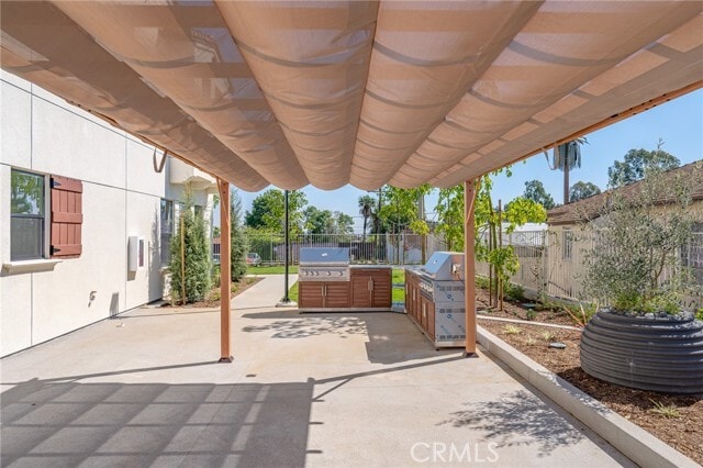 Building Photo - 160 N New Ave