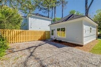 Building Photo - 1619 Le Grand St