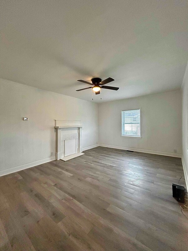 Building Photo - 1404 Fieldcrest Rd