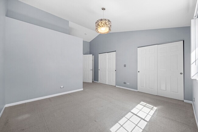 Building Photo - 120 Polaris Dr