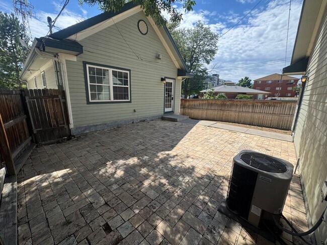 Building Photo - Spacious 4-Bedroom Home Near Sloan's Lake & Broncos Stadium
