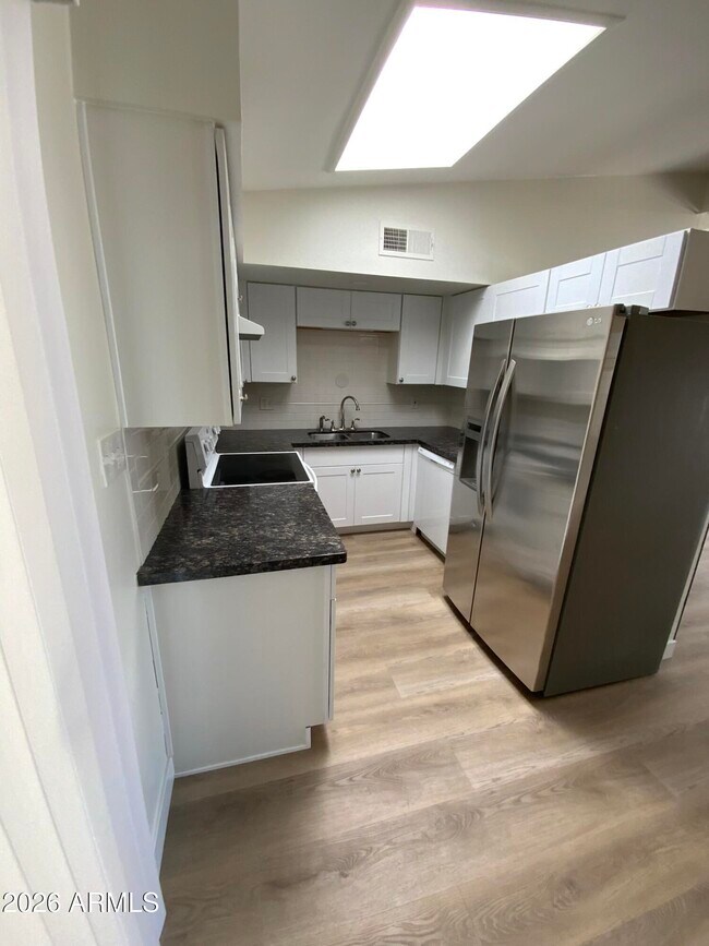 Building Photo - 2614 N 46th St