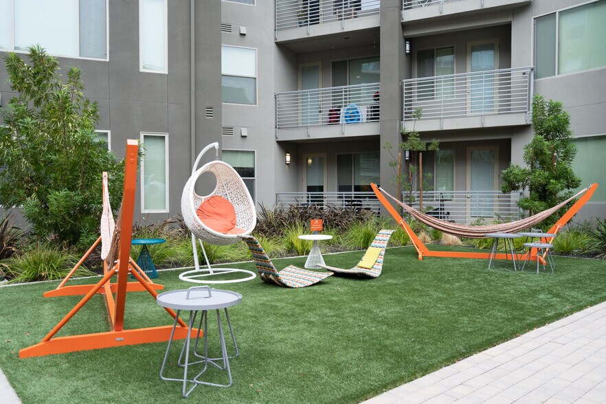 Building Photo - 45060 Synergy St